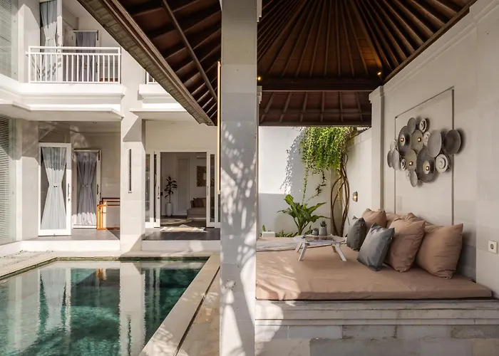Villa Lumieraa - Kuta Luxury